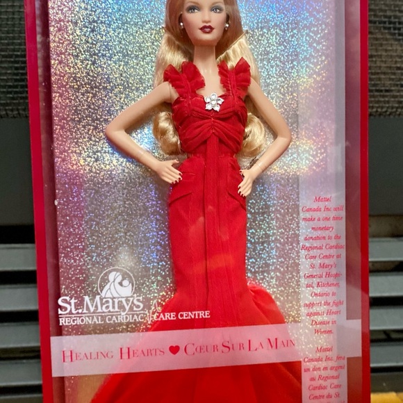 RARE St Mary's Hospital Barbie, Barbie Collector, Pink Label - Picture 4 of 9